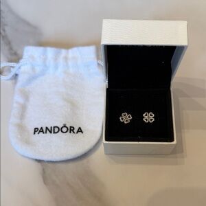 EUC Pandora Silver(joined hearts) Floral Stud Earrings